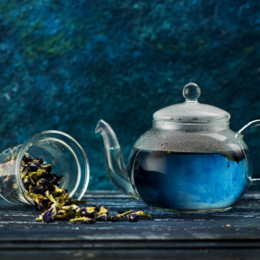Qu'est-ce que le thé bleu ? (+ comment le préparer)