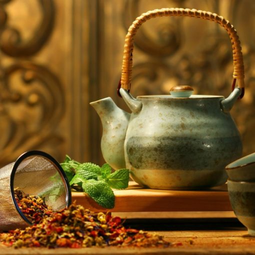 4 bienfaits du thé de Ceylan (+ comment le préparer)